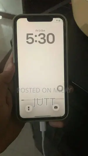 Apple iPhone 11 64GB Black - Good Condition, Face ID Working