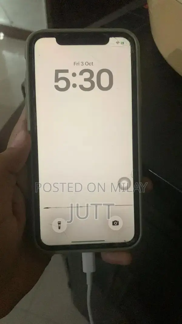 Apple iPhone 11 64GB Black - Good Condition, Face ID Working