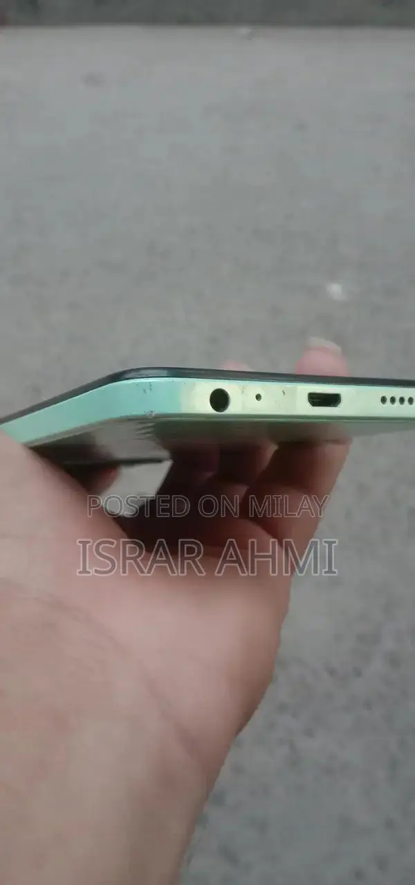 Apple iPhone 10/X 64GB Excellent Condition, Complete with Box and Char