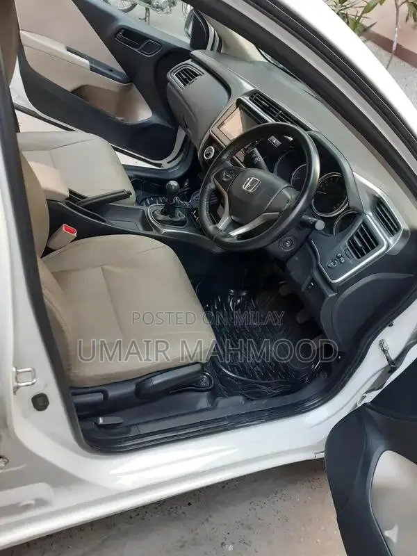 Honda City 1.2 Manual Sedan, Brand New Condition, First Owner