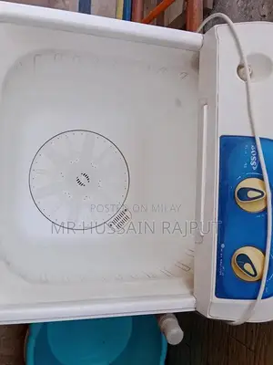 Boss 4500 Front-Load Washer, Excellent 10/10 Condition, Clean and Func