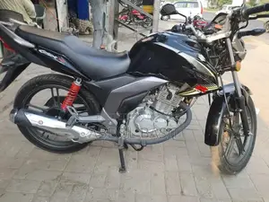 Suzuki GSX 125 Motorcycle: Zero Miles, Like-New Condition