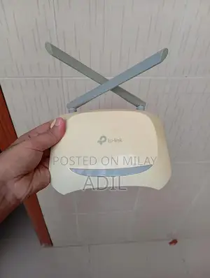 TP-Link N840 Dual-Band Wireless Router with Power Adapter