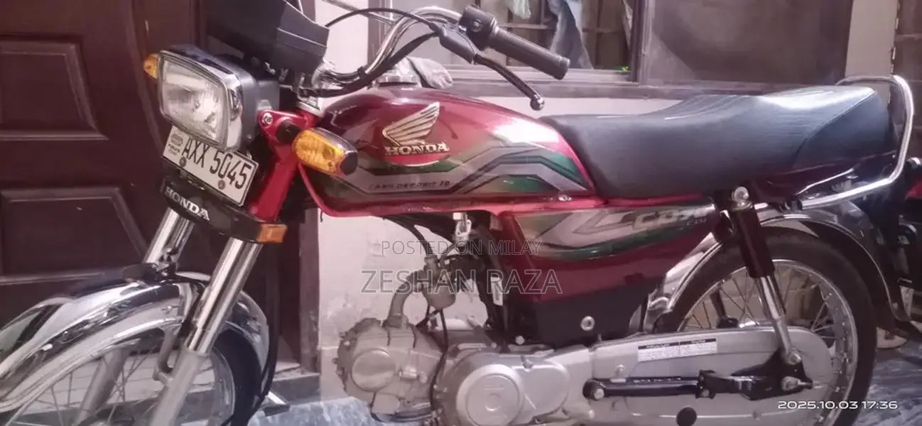 Genuine Low-Mileage Motorcycle in Excellent Condition, Rarely Used, Co