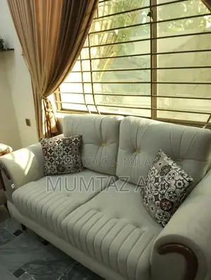 Spacious 7-Seater Sectional Sofa with Molty Foam and 10-Year Warranty