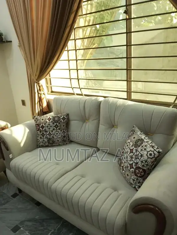 Spacious 7-Seater Sectional Sofa with Molty Foam and 10-Year Warranty