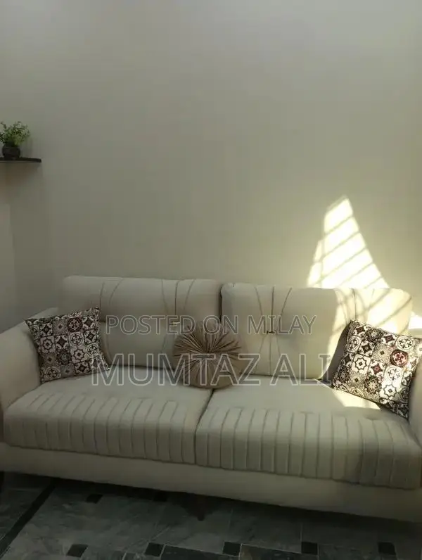 Spacious 7-Seater Sectional Sofa with Molty Foam and 10-Year Warranty