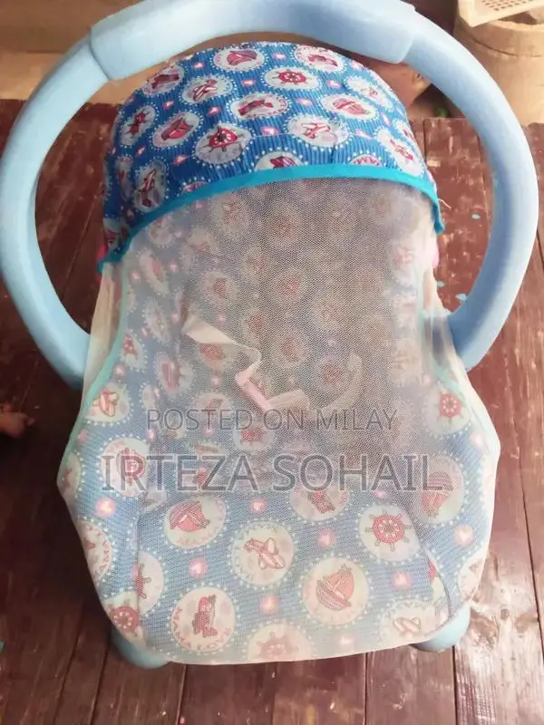 Mama Love Baby Carry Cot with Adjustable Stand and Mosquito Net