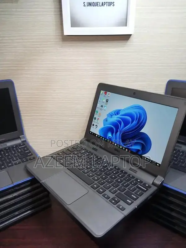 Dell 11.6-inch Chromebook P22T - Intel Celeron, 4GB RAM