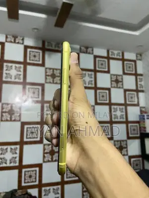 Apple iPhone 11 256GB - Excellent Condition, Face ID, Original Battery