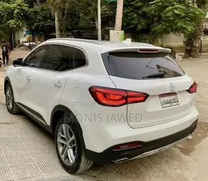 2021 MG HS Pearl White SUV, 40k km, Excellent Condition, 1st Owner