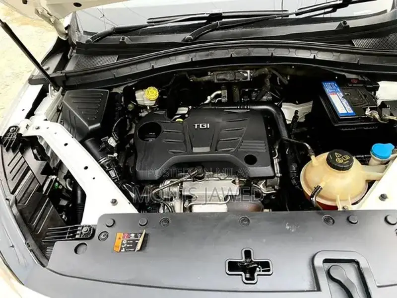 2021 MG HS Pearl White SUV, 40k km, Excellent Condition, 1st Owner