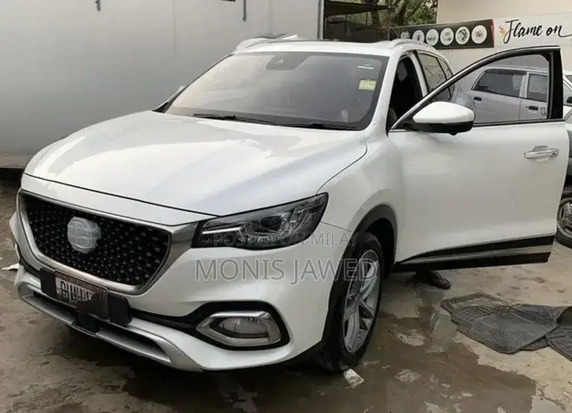 2021 MG HS Pearl White SUV, 40k km, Excellent Condition, 1st Owner