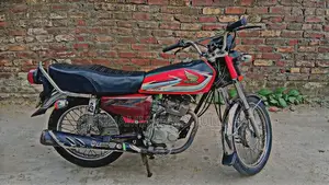 Photo - Honda CG 125 Motorcycle, 2016 Model, Well-Maintained Condition