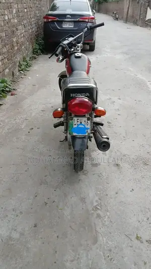 Honda CG 125 Motorcycle, 2016 Model, Well-Maintained Condition