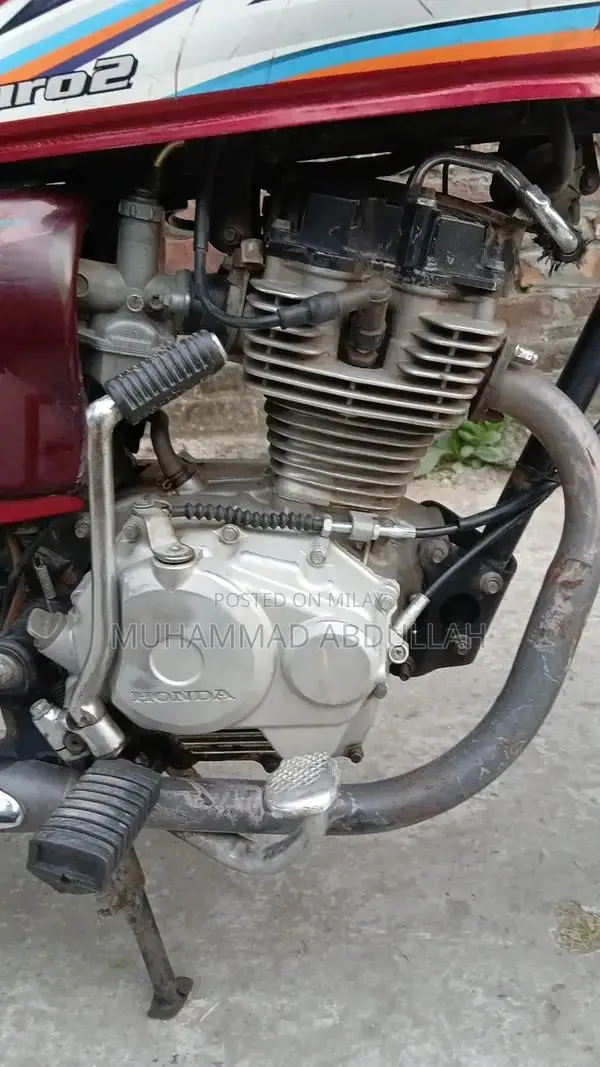 Honda CG 125 Motorcycle, 2016 Model, Well-Maintained Condition