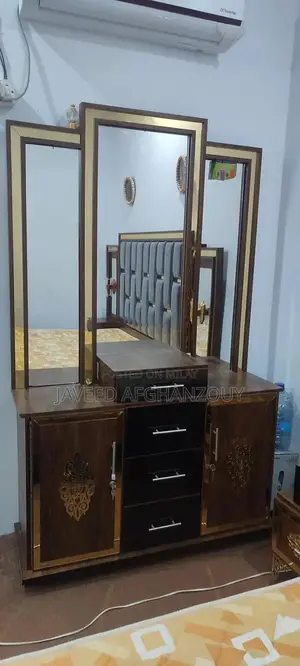 Modern 4-Piece Soft White Bed Set with Comforter, Sheets, and Pillowca