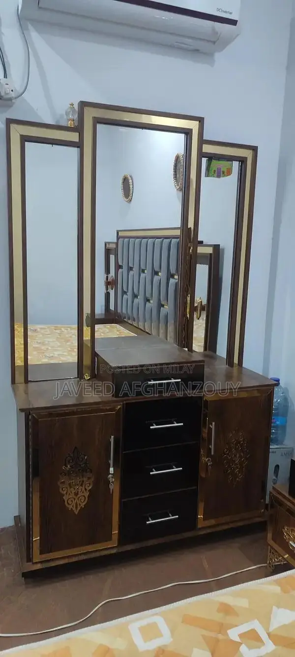 Modern 4-Piece Soft White Bed Set with Comforter, Sheets, and Pillowca