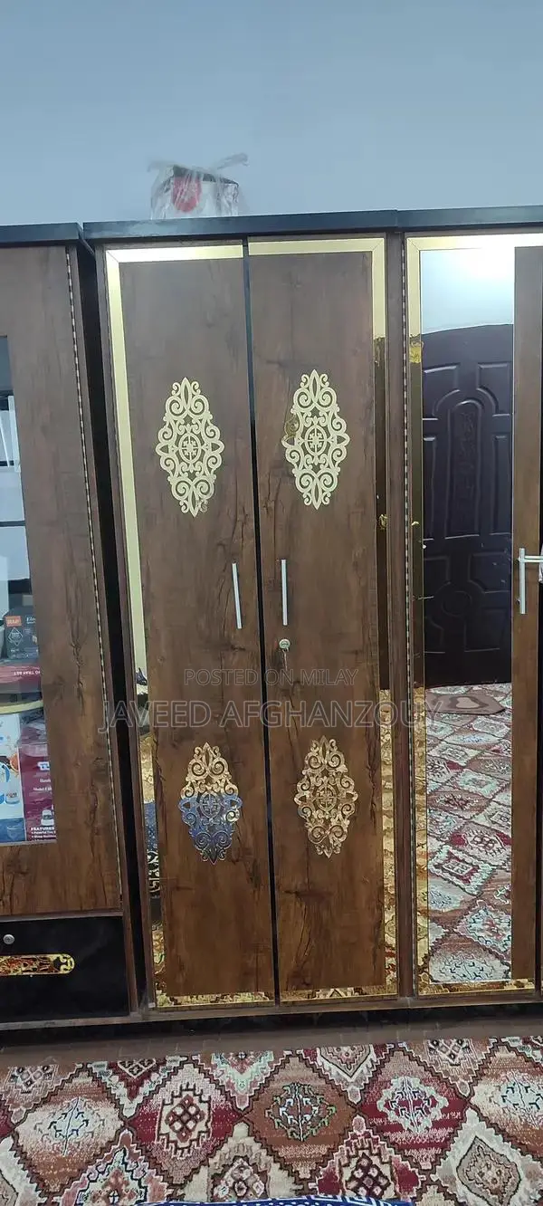 Modern 4-Piece Soft White Bed Set with Comforter, Sheets, and Pillowca