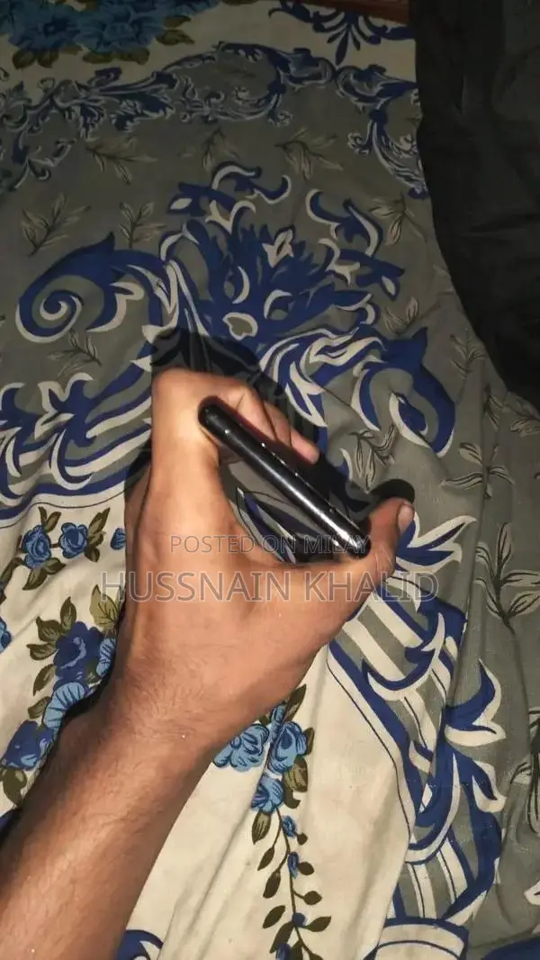 Sony Xperia 5 Smartphone - PTA Approved Mobile Device