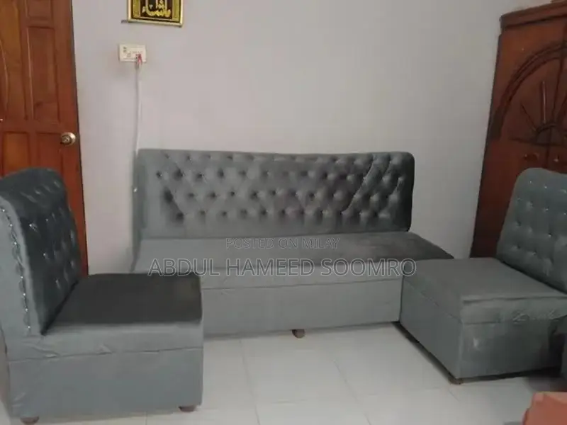 Used Kitchen Appliance Set - Clean and Functional Condition