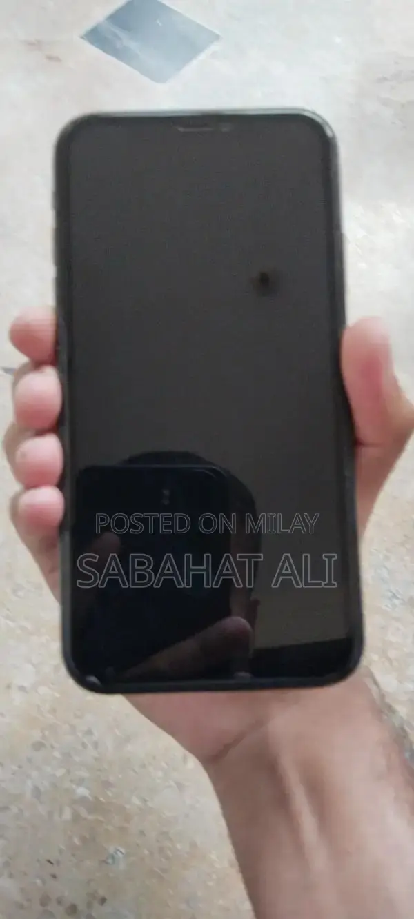 iPhone XR 64GB Waterpack Edition Smartphone