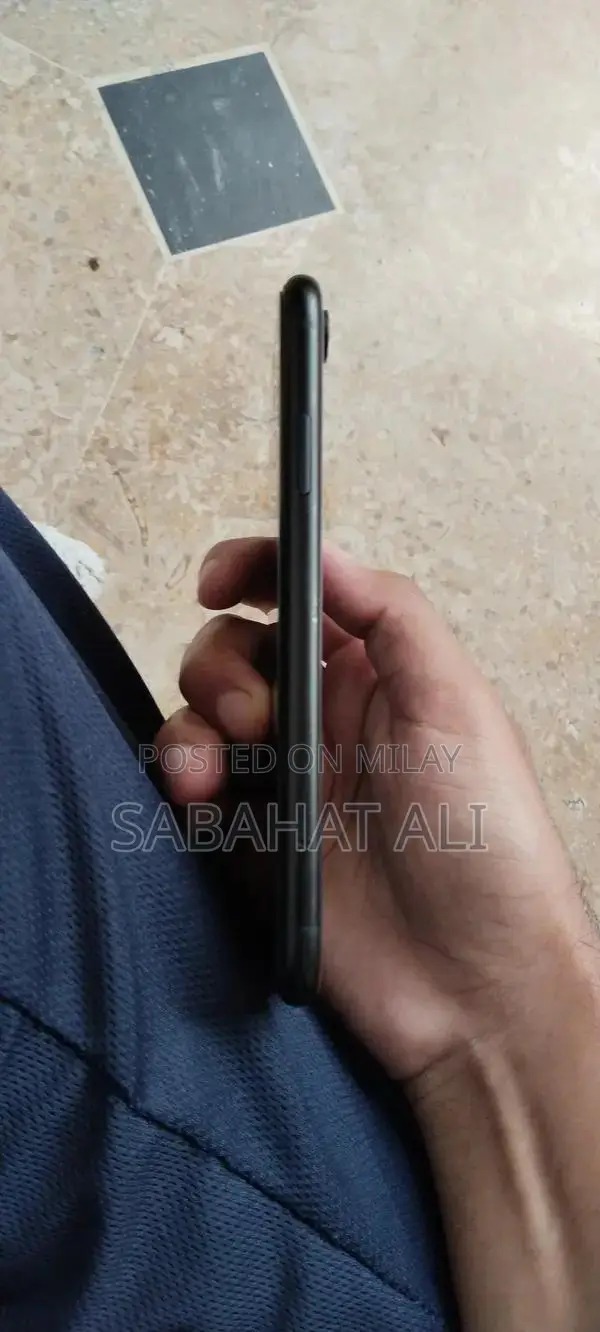 iPhone XR 64GB Waterpack Edition Smartphone