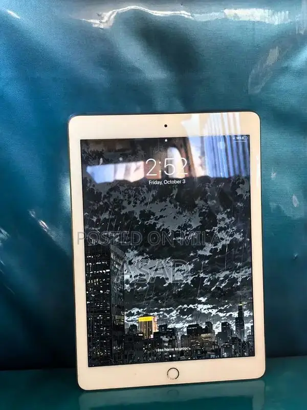 Apple iPad Air 2 Tablet - 32GB, Fingerprint Sensor