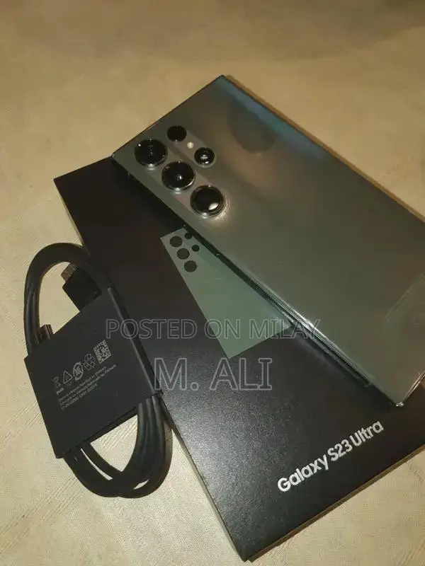 Samsung Galaxy S23 Ultra 12GB/256GB: Light Green, Dual SIM, 200MP Came