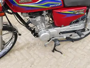 Honda CG 125 Motorcycle - Excellent Condition, Well-Maintained Vintage