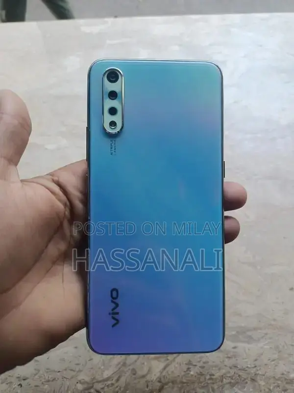 Vivo Smartphone with 4GB RAM and 128GB Storage