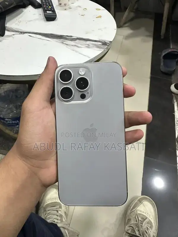 Apple iPhone 15 Pro Max 256GB Natural Titanium, Pristine Condition, Co