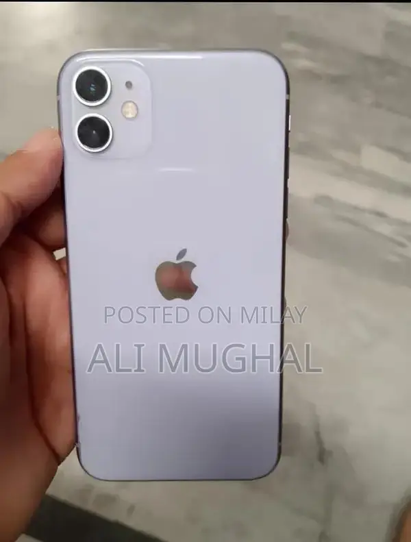 Apple iPhone 11 128GB Smartphone with Battery Replacement