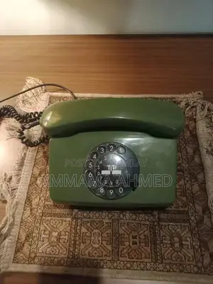 Classic Vintage Rotary Telephone - Antique Home Decor Communication De