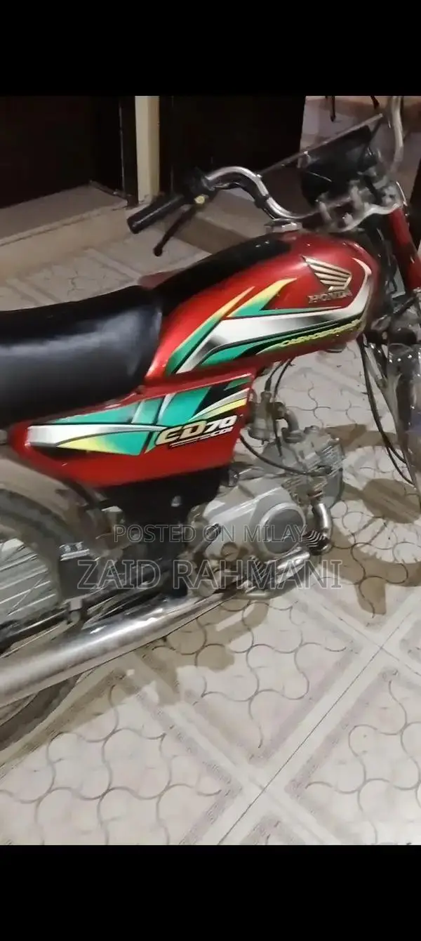 Genuine CD 70 Motorcycle Engine in Good Condition