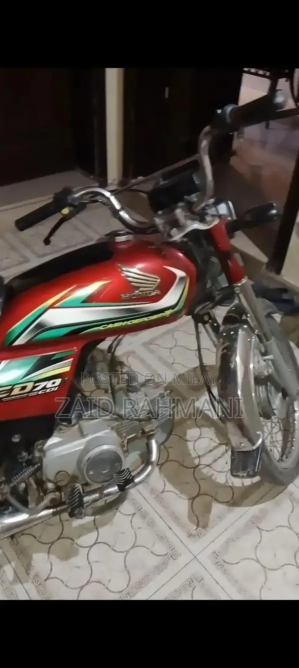 Genuine CD 70 Motorcycle Engine in Good Condition