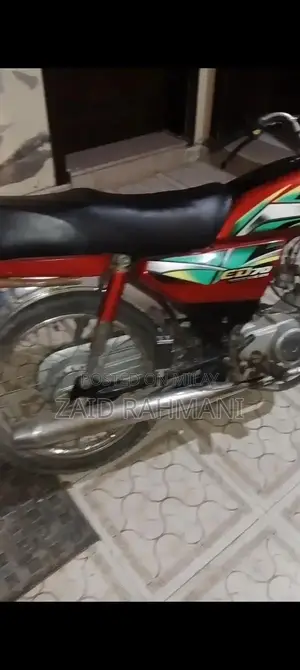 Genuine CD 70 Motorcycle Engine in Good Condition