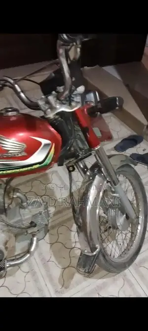 Genuine CD 70 Motorcycle Engine in Good Condition