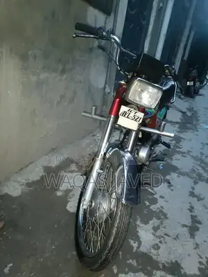 Honda CD 70 Motorcycle, 2018 Model - Well-Maintained Condition
