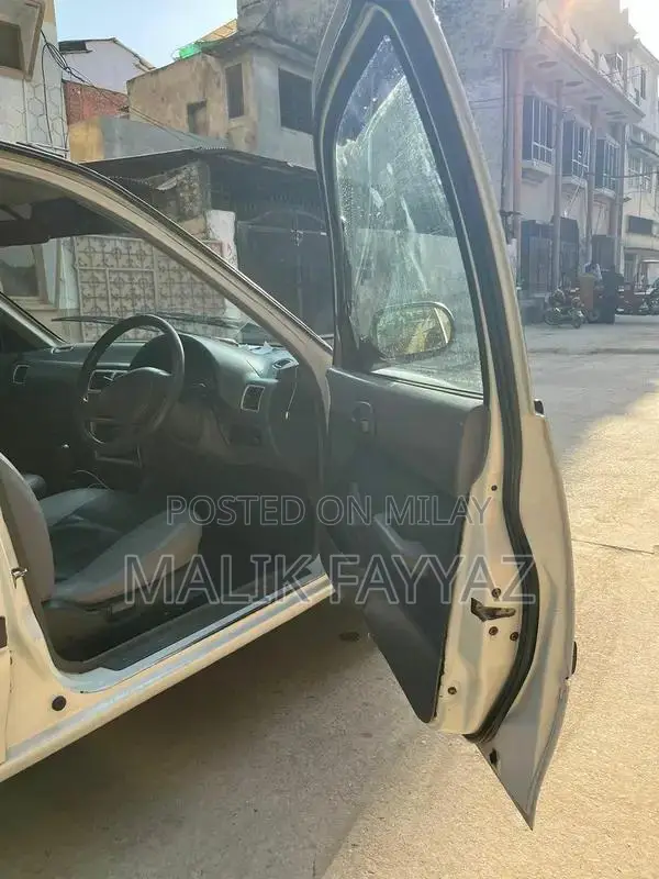 2009 Suzuki Cultus EFI Sedan - Well Maintained Low Mileage Vehicle