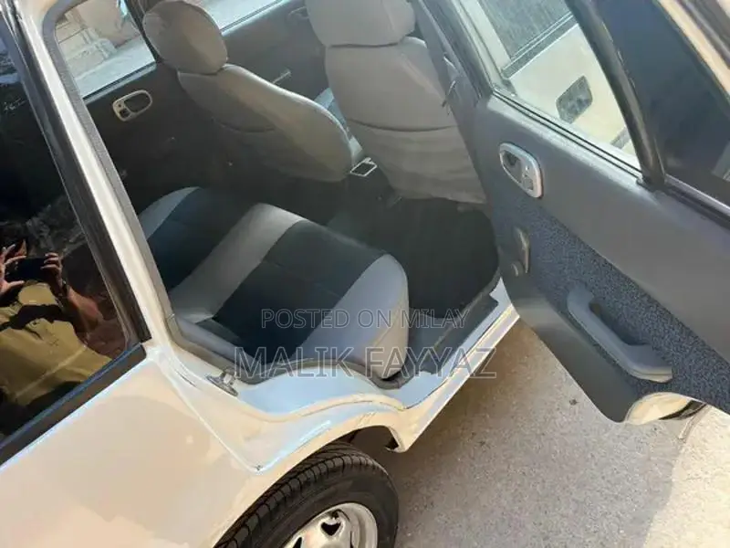 2009 Suzuki Cultus EFI Sedan - Well Maintained Low Mileage Vehicle