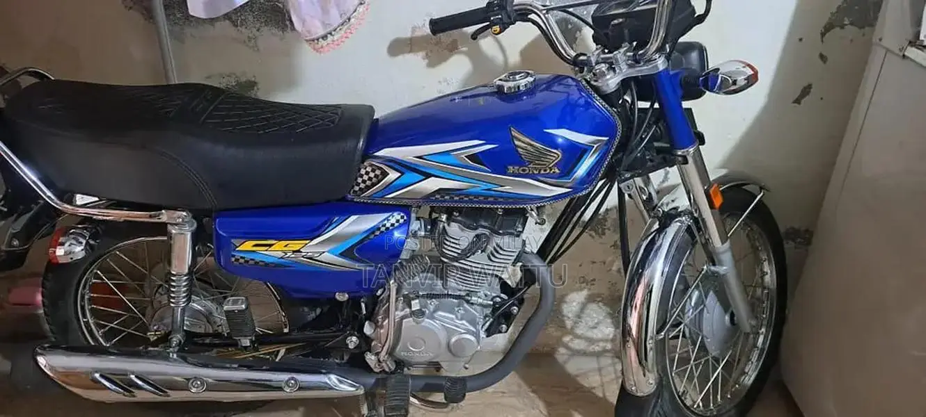 Honda CG 125 Blue Motorcycle - Classic Design