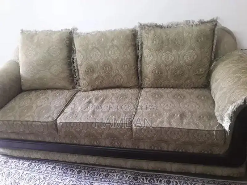 5-Seater Sofa - Comfortable Living Room Furniture
