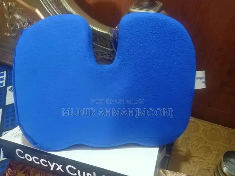 Ergonomic Coccyx Support Cushion - Donut Seat Pillow