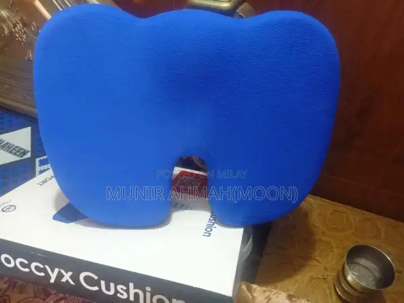 Ergonomic Coccyx Support Cushion - Donut Seat Pillow