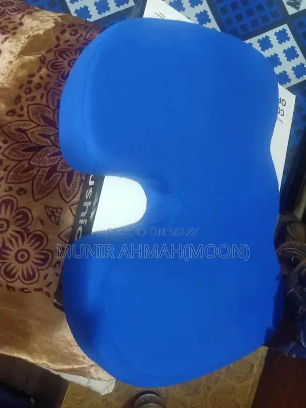 Ergonomic Coccyx Support Cushion - Donut Seat Pillow