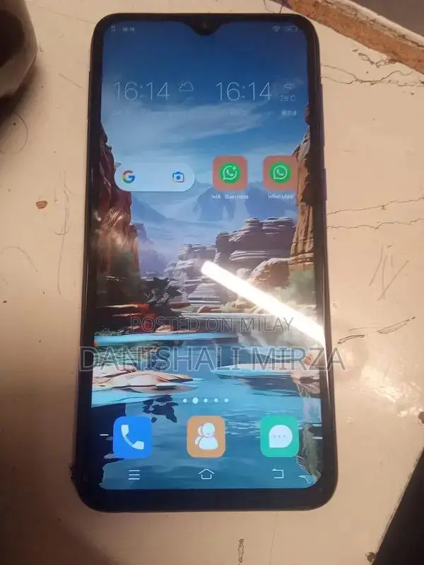 High-Performance Smartphone with Generous Storage