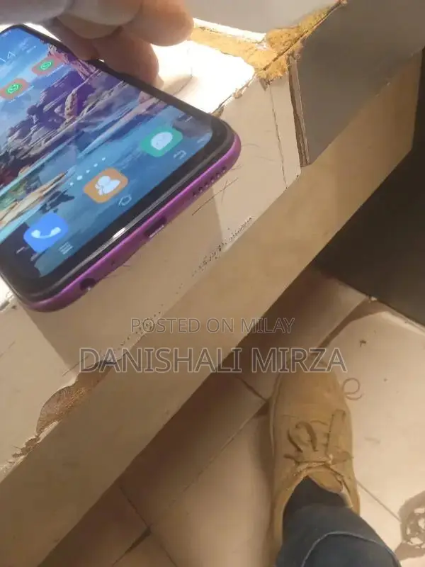 High-Performance Smartphone with Generous Storage