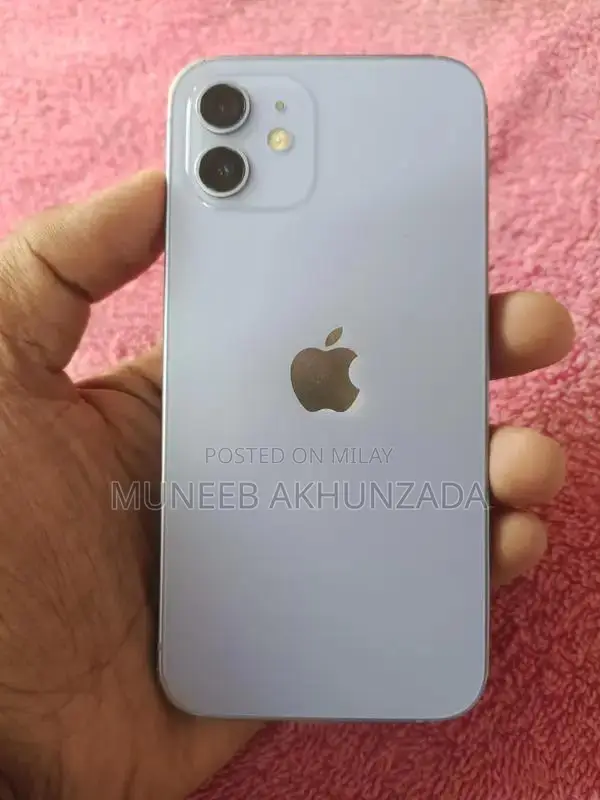 Apple iPhone 12 128GB Smartphone - Good Condition with Yellow Shade