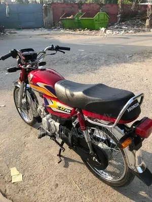 CD 70 24/25 Vintage Model Car with Original Condition